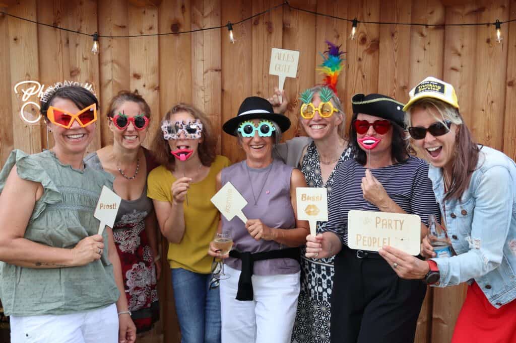 Fotobox fotospiegel gartenparty familie